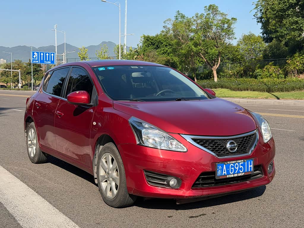 Nissan Tiida