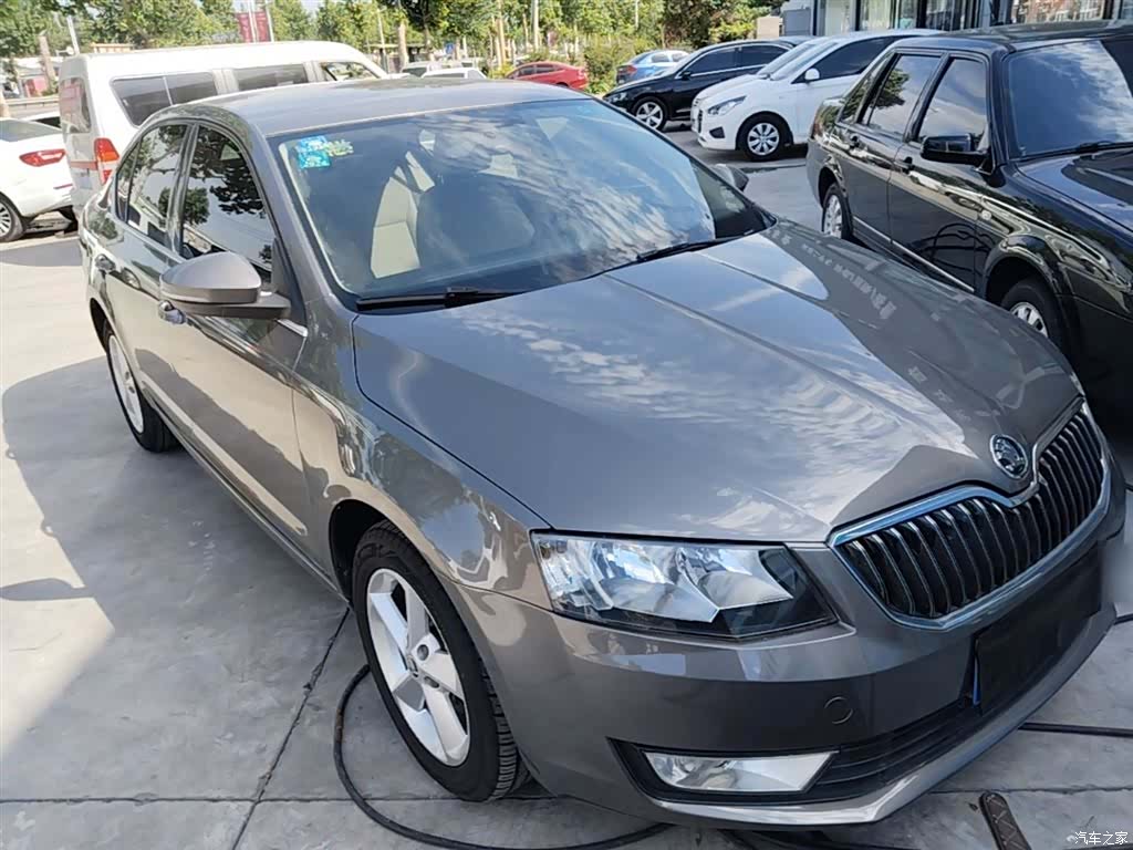Skoda Octavia, 2014 4