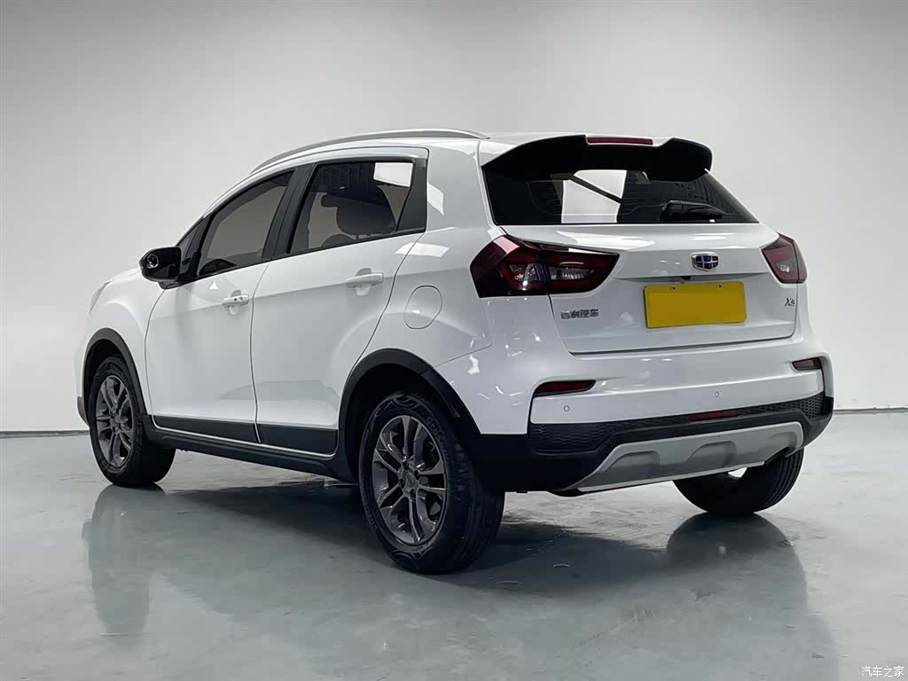 Geely X3, 2021 все фото