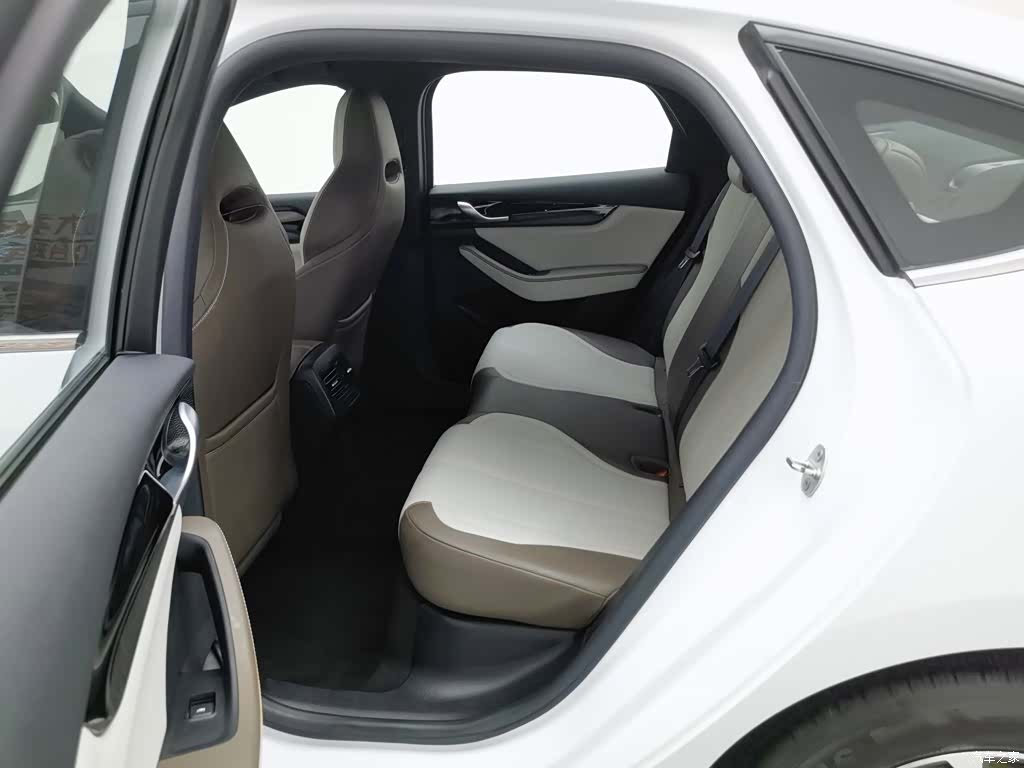 BYD Qin, 2024 15