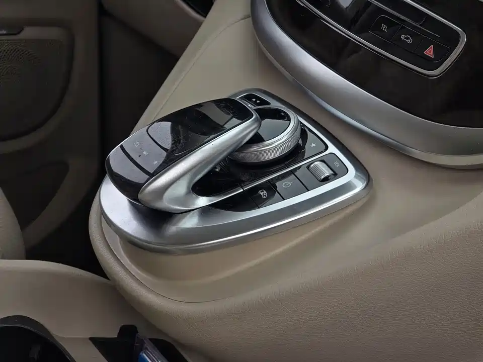 Mercedes-Benz V-class Mercedes-Benz V-class