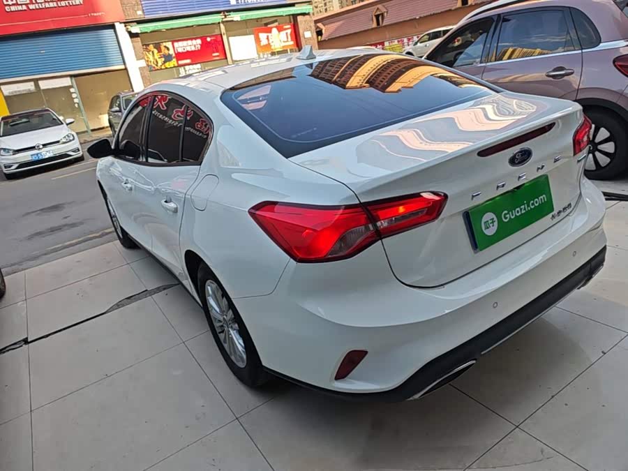 Ford Focus 2021, фото 5