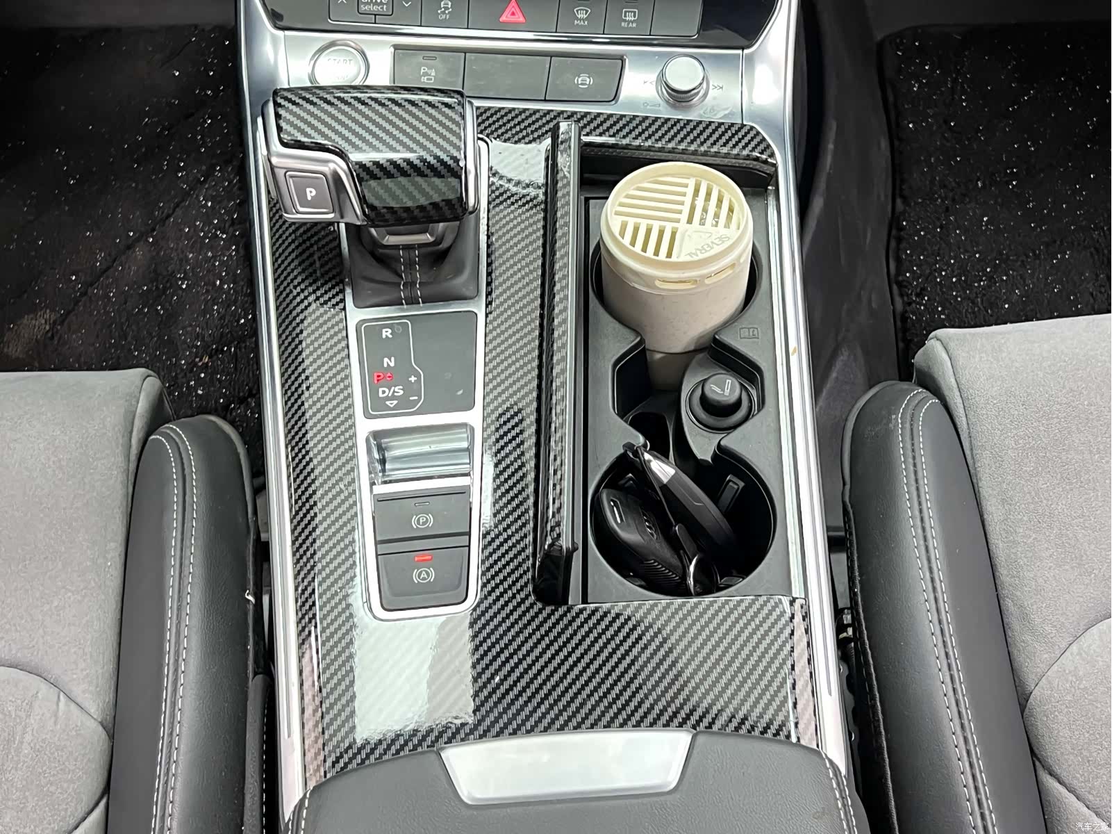 Audi A6L, 2021 27