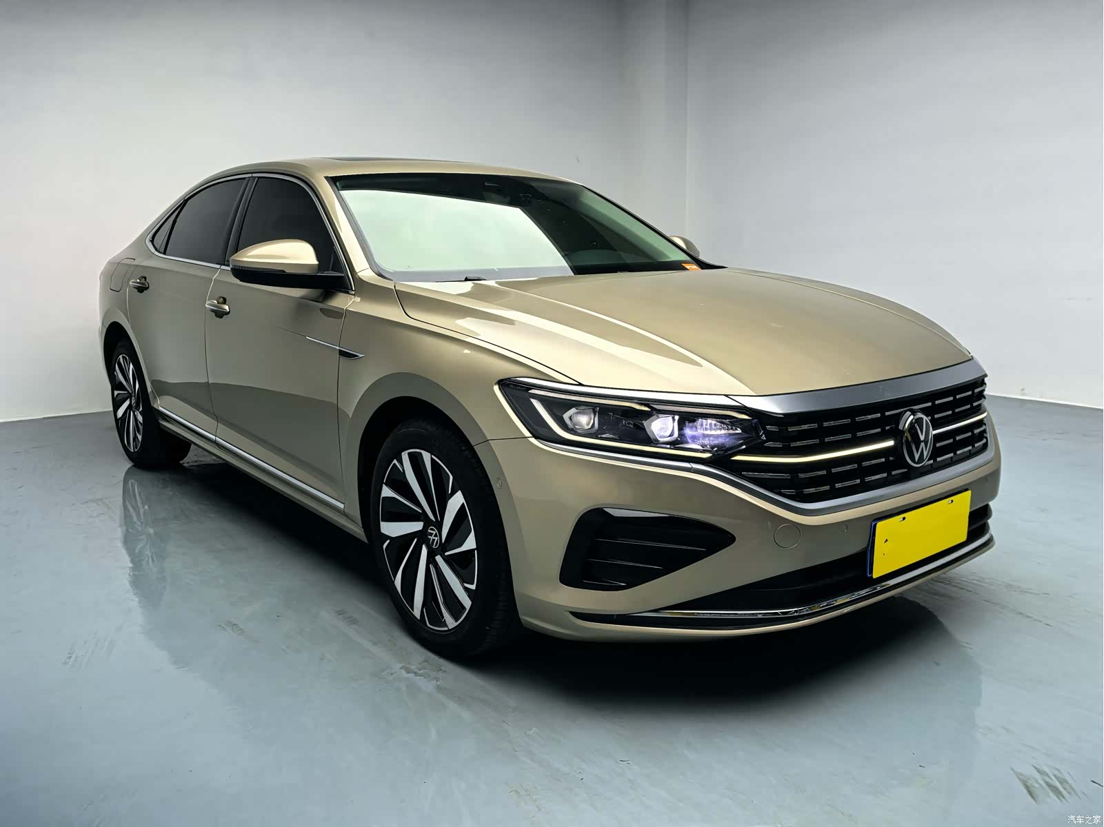 Volkswagen Passat, 2022 2