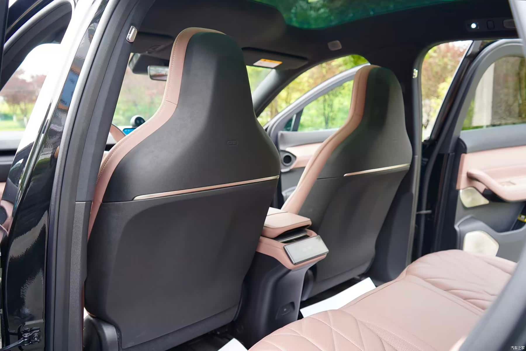 NIO EC6, 2025 11