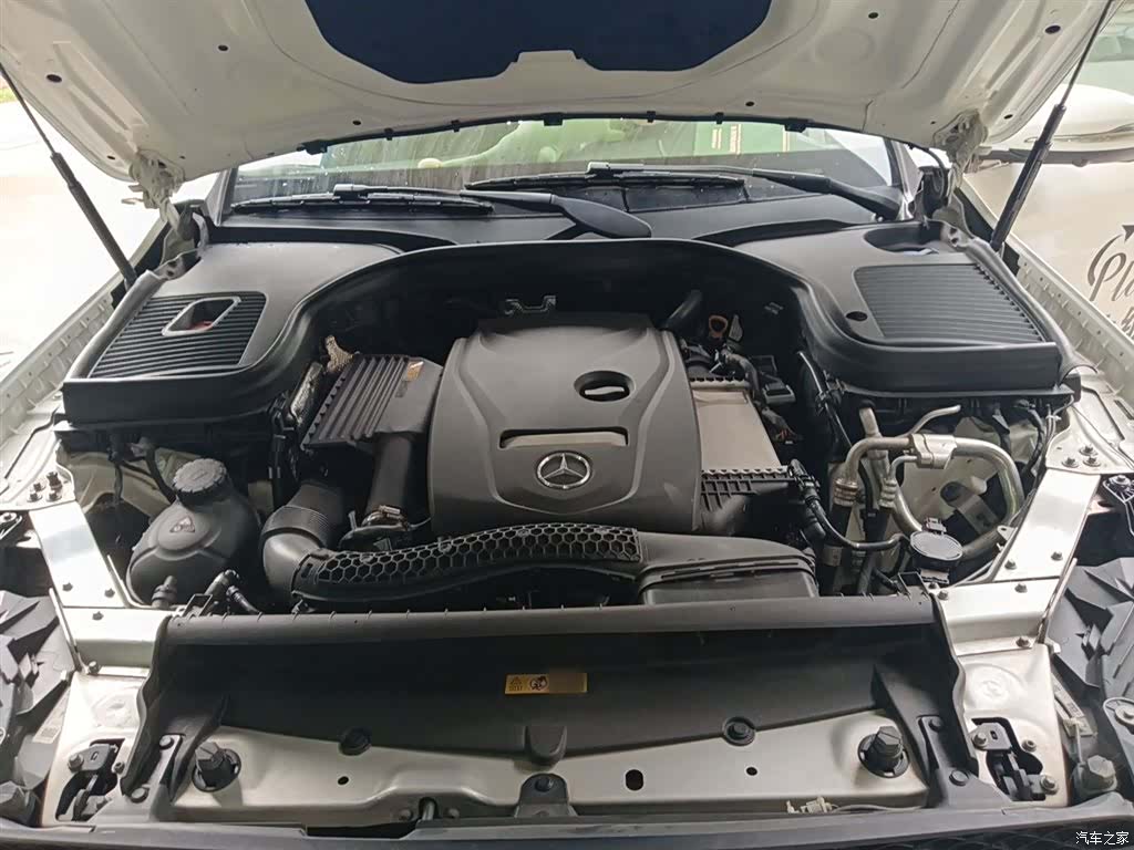 Mercedes-Benz GLC, 2018 16
