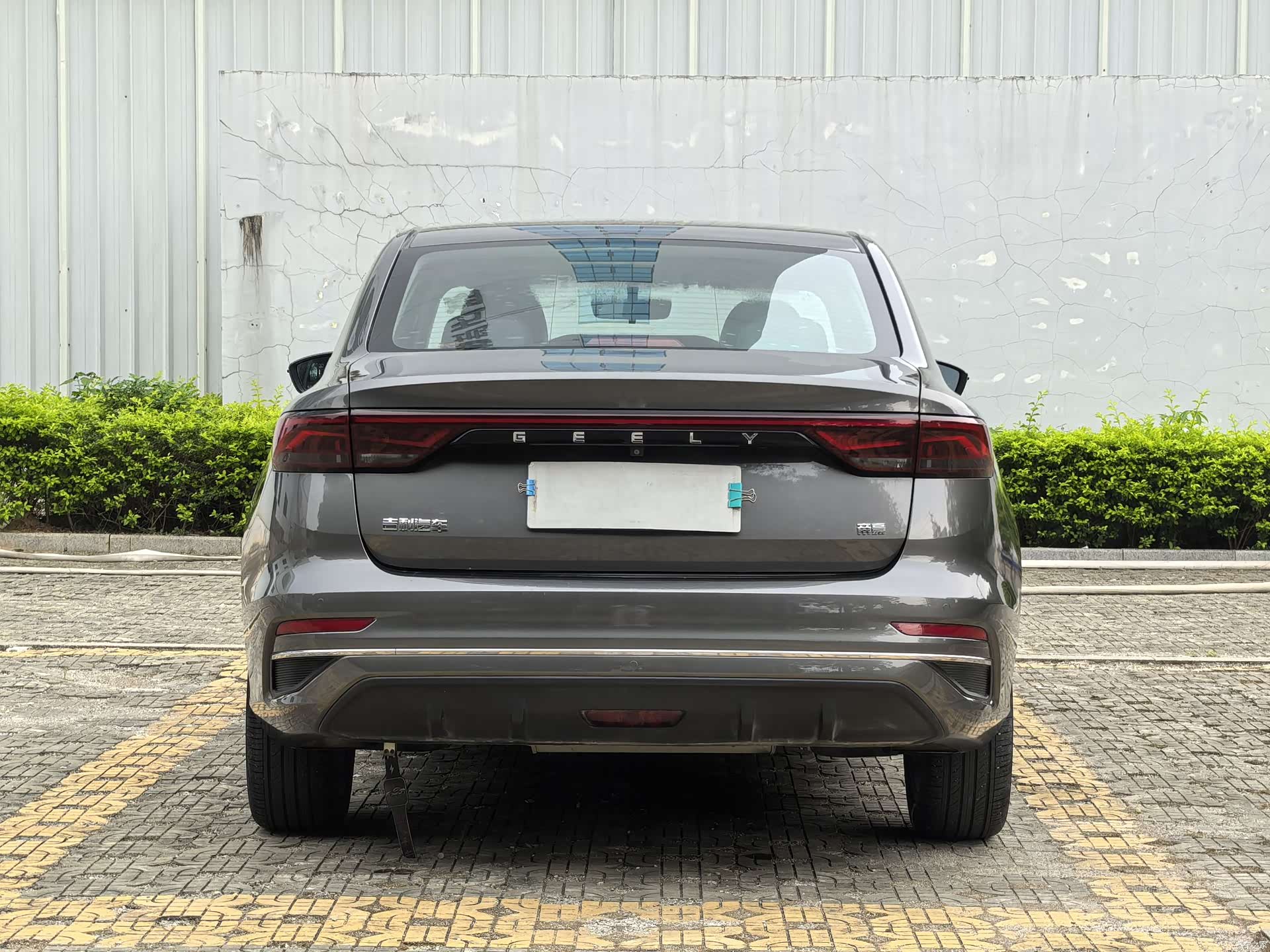 Geely Emgrand, 2021 все фото