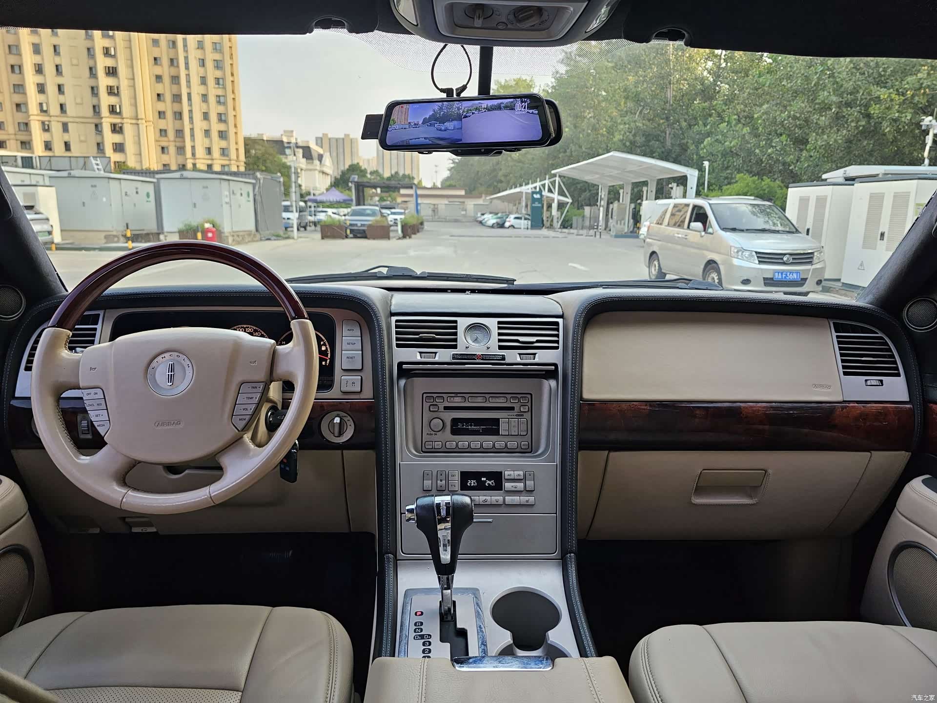 Lincoln Navigator, 2007 47