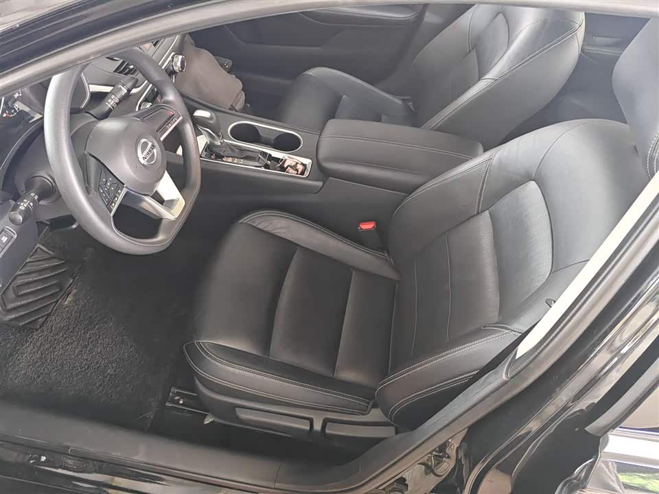 Nissan Teana Nissan Teana