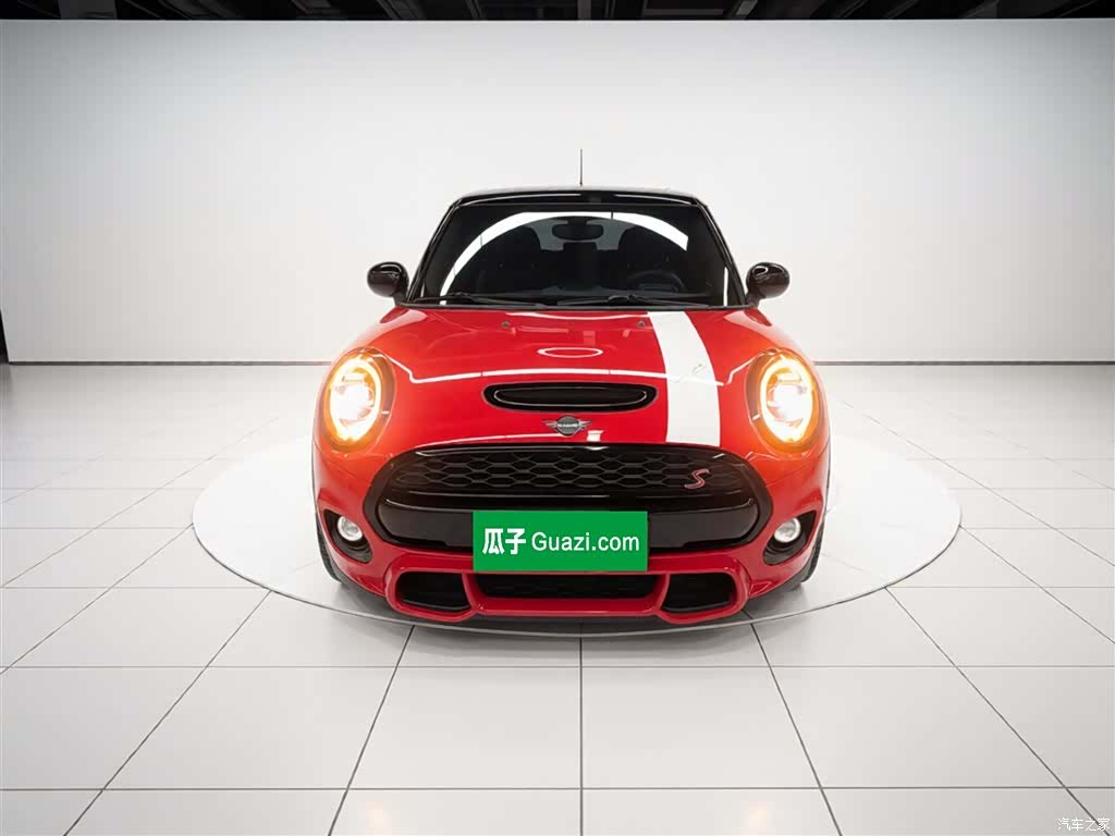 Mini Cooper, 2021 3