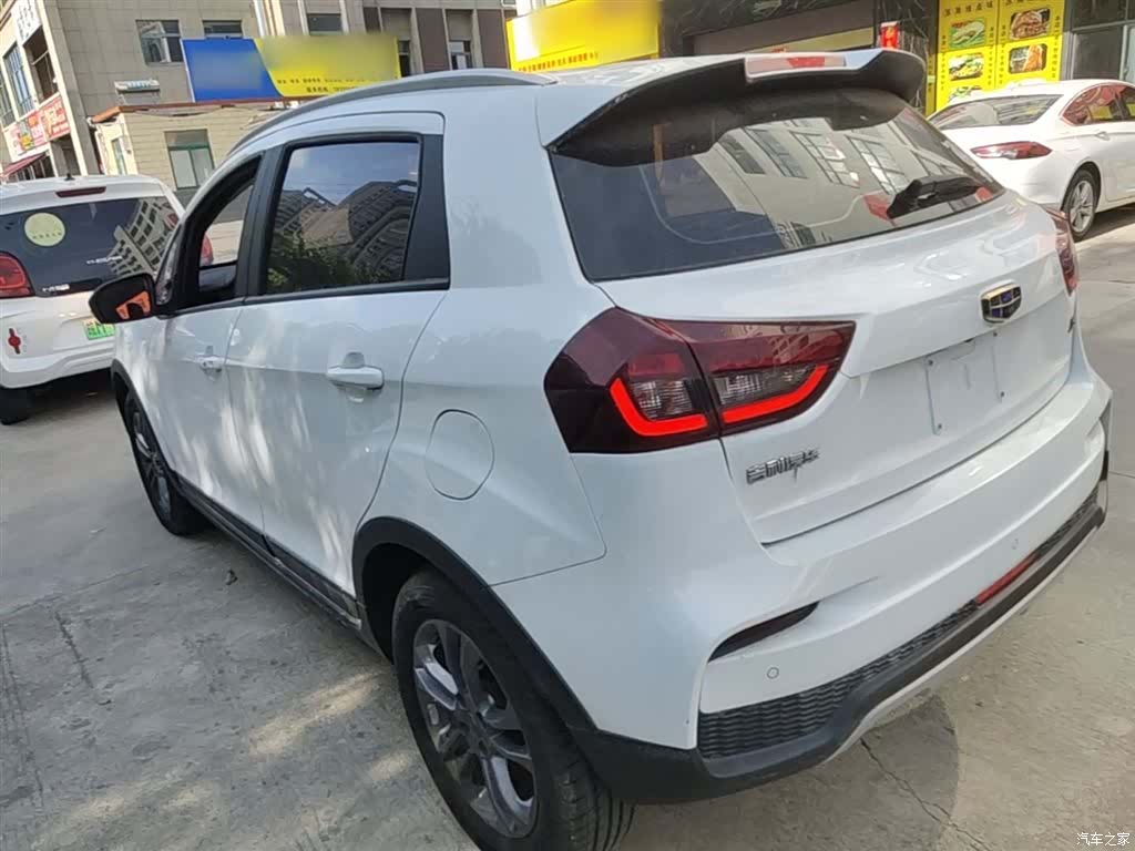 Geely X3, 2021 все фото