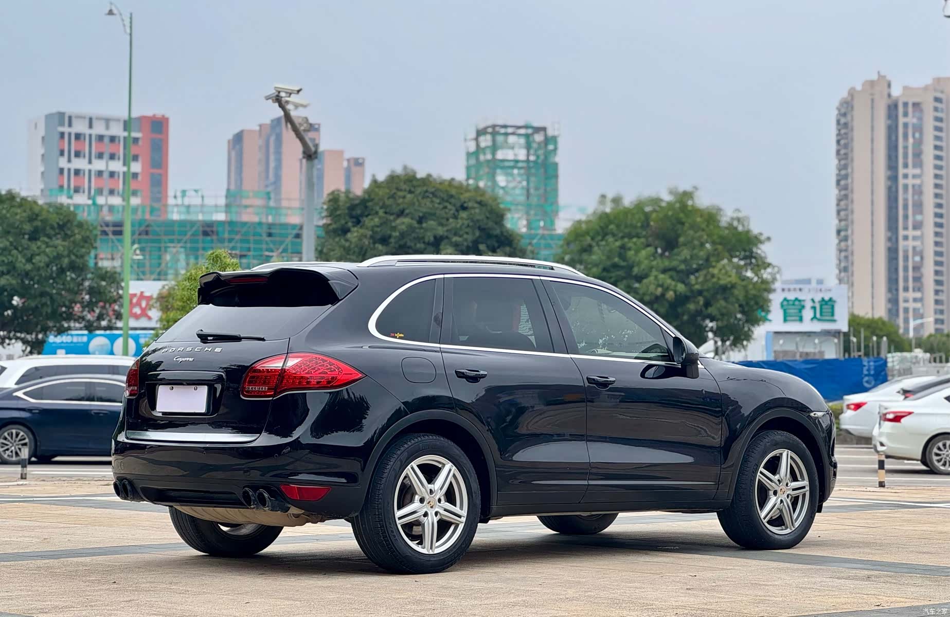 Porsche Cayenne, 2012 12