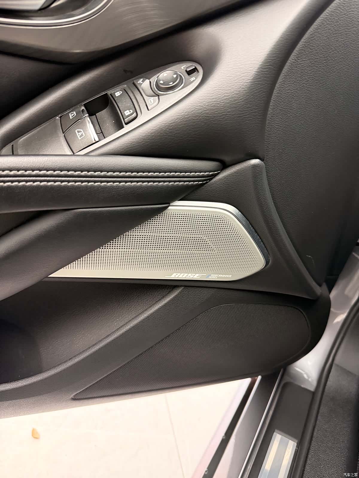 Infiniti Q60, 2020 11
