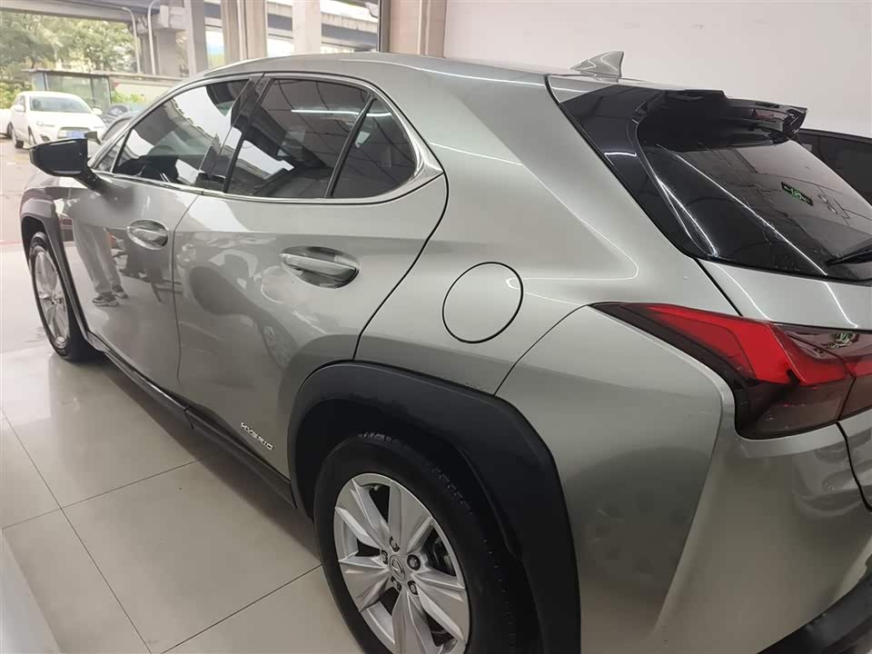Lexus UX Lexus UX