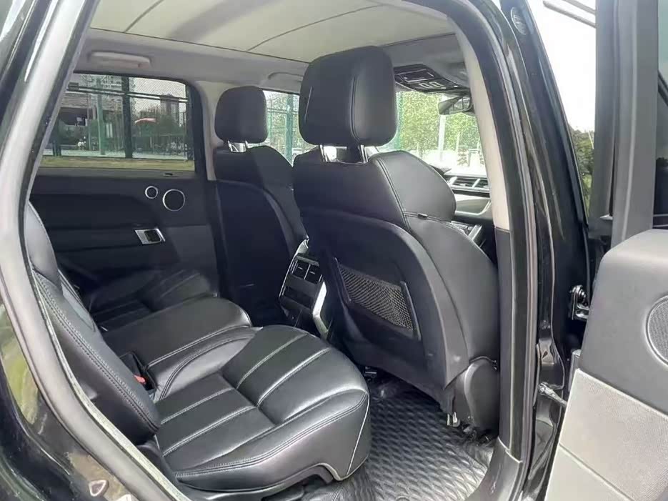 Land Rover Range Rover Sport Land Rover Range Rover Sport