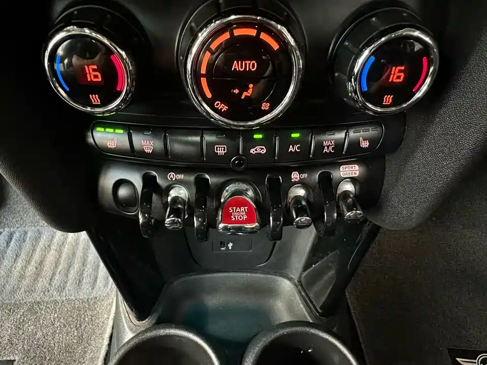 MINI MINI