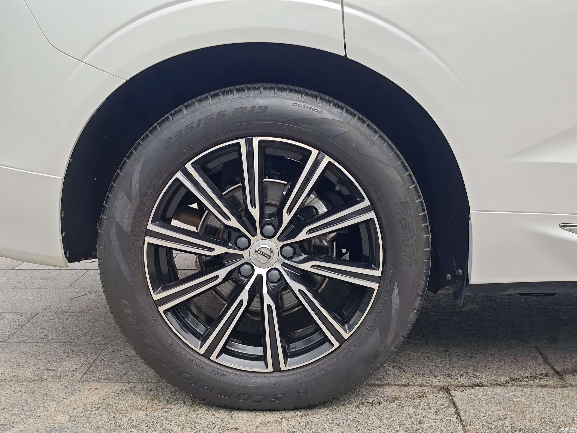 Volvo XC60, 2020 11