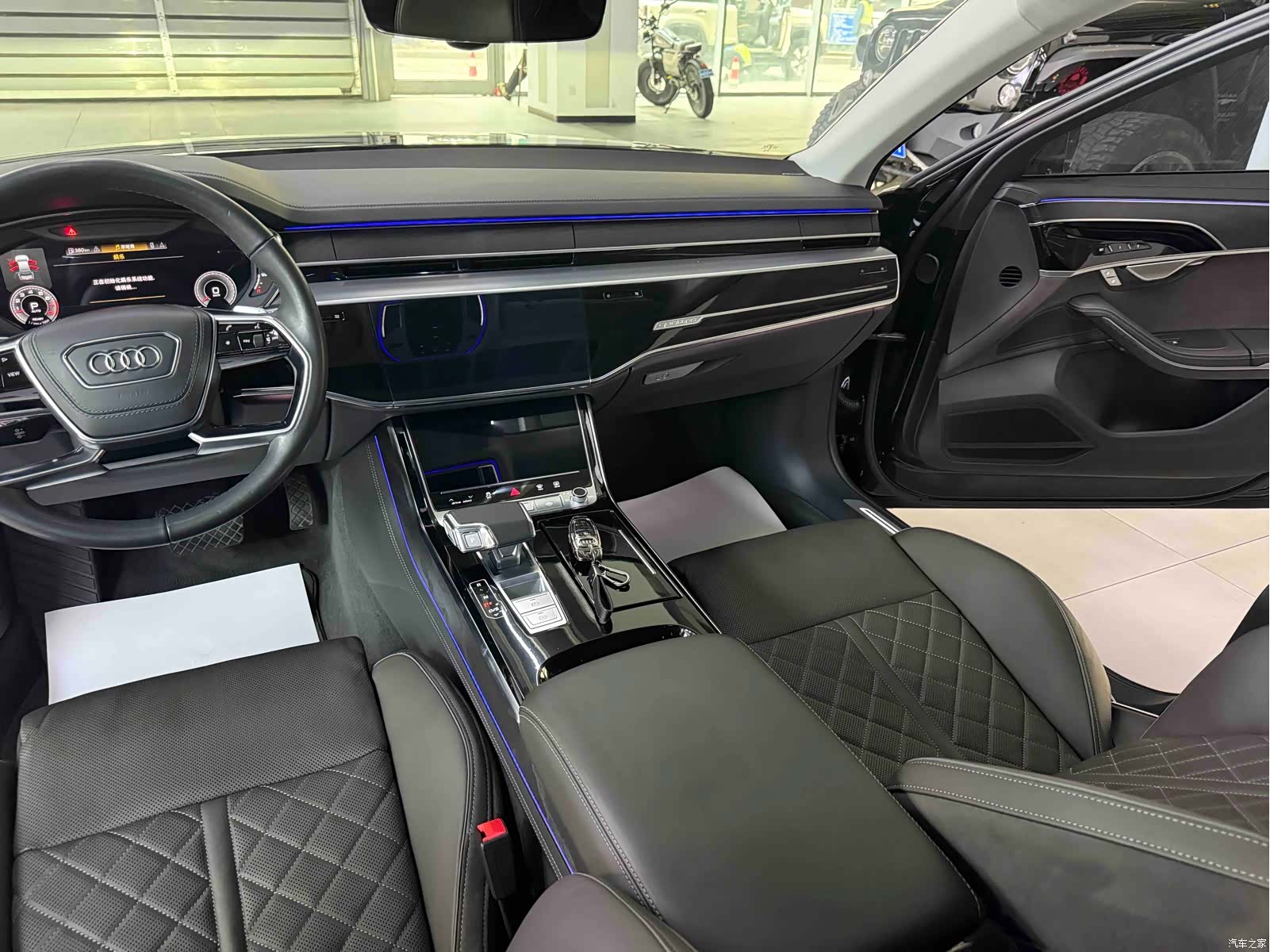 Audi A8L, 2023 14
