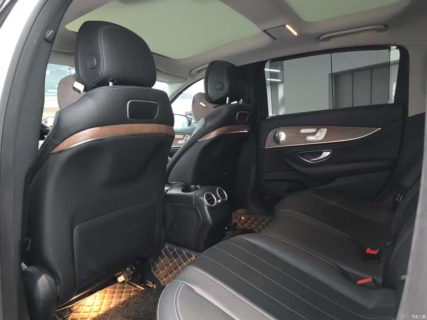 Mercedes-Benz E-Class, 2018 8