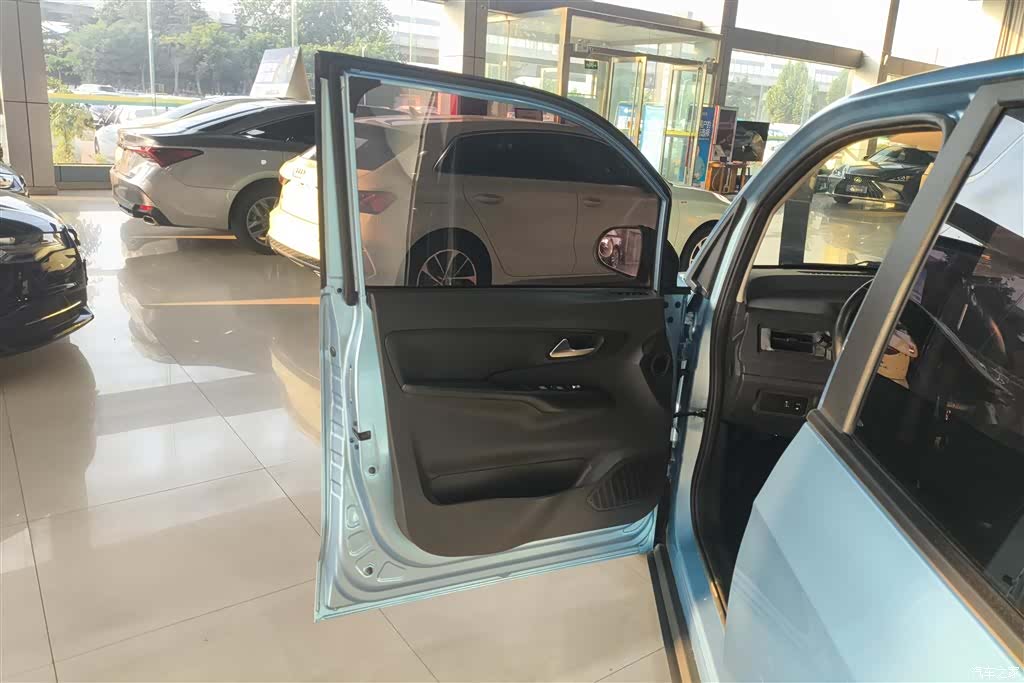 LingTuQiChe 10.36kWh, 2023 7