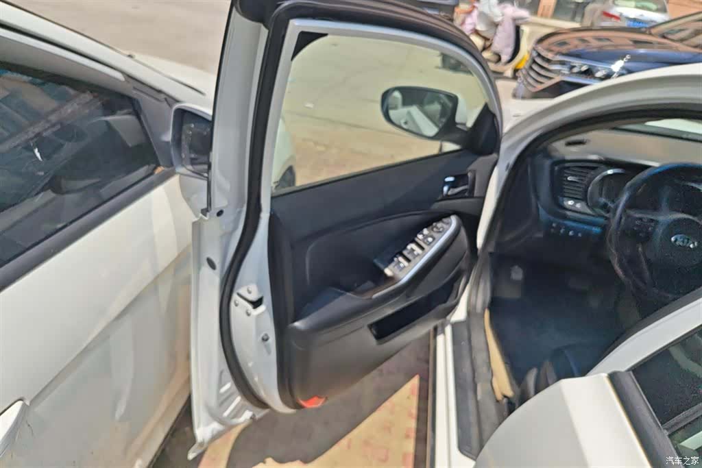 Kia K5, 2015 7