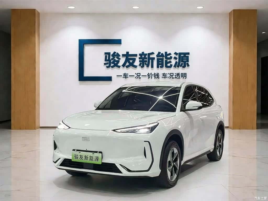 Geely Galaxy E5, 2025 1