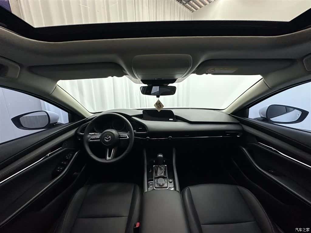 Mazda Mazda3, 2023 9