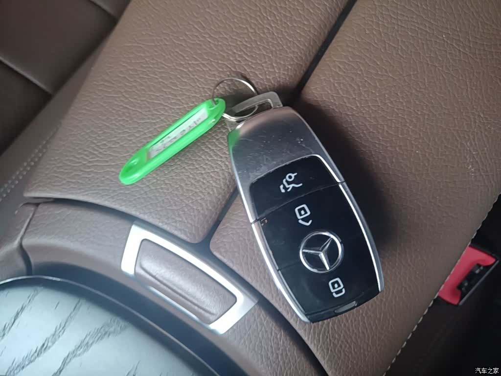 Mercedes-Benz E-Class, 2019 17