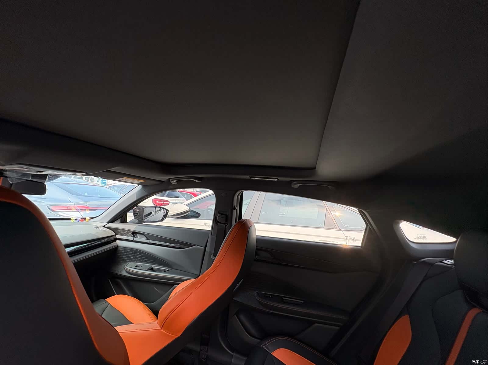Changan UNI-V, 2025 14