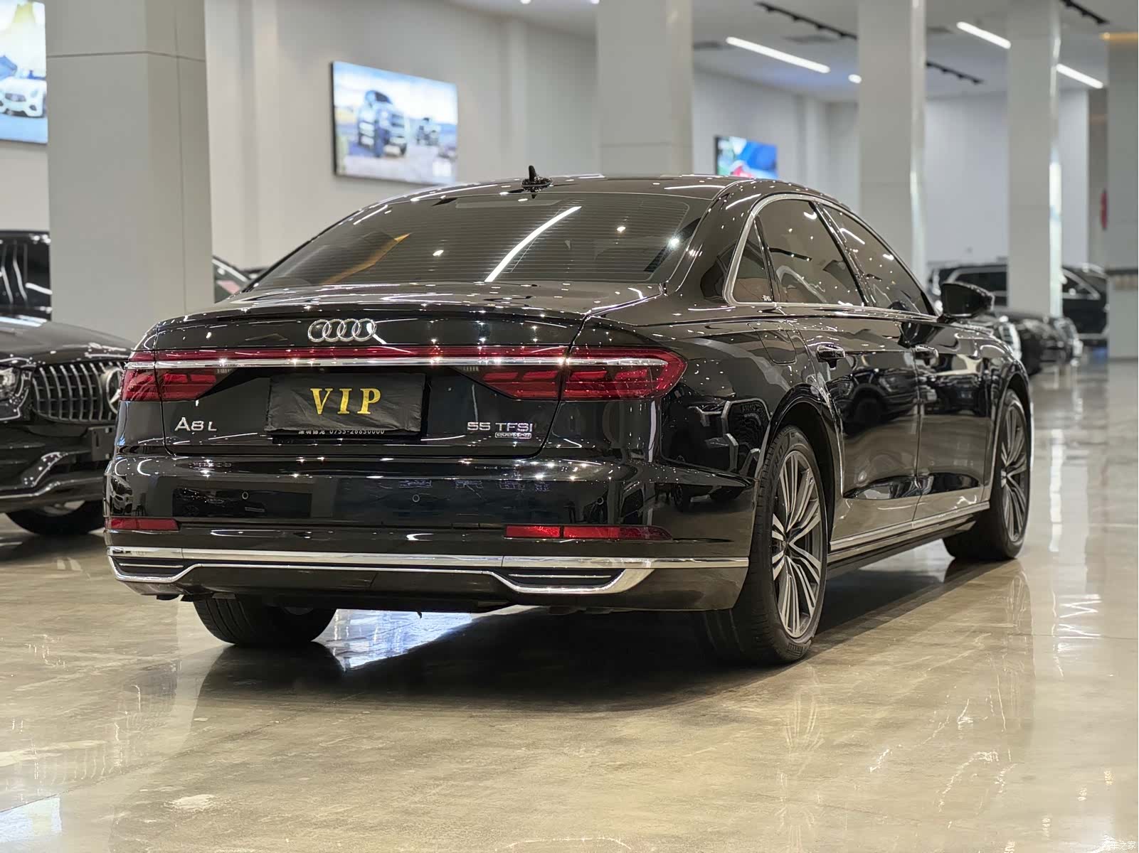 Audi A8L, 2021 4