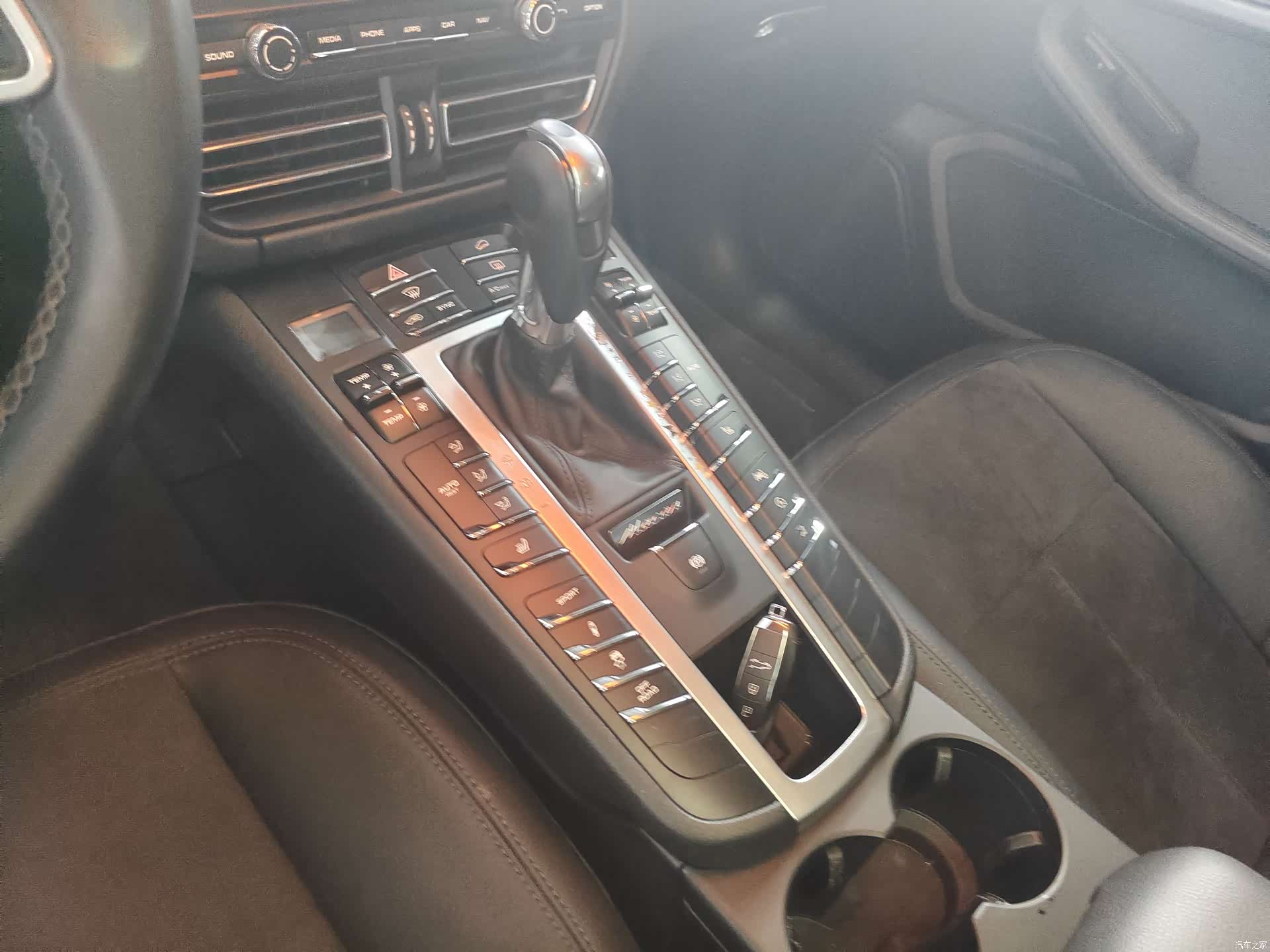 Porsche Macan, 2021 8