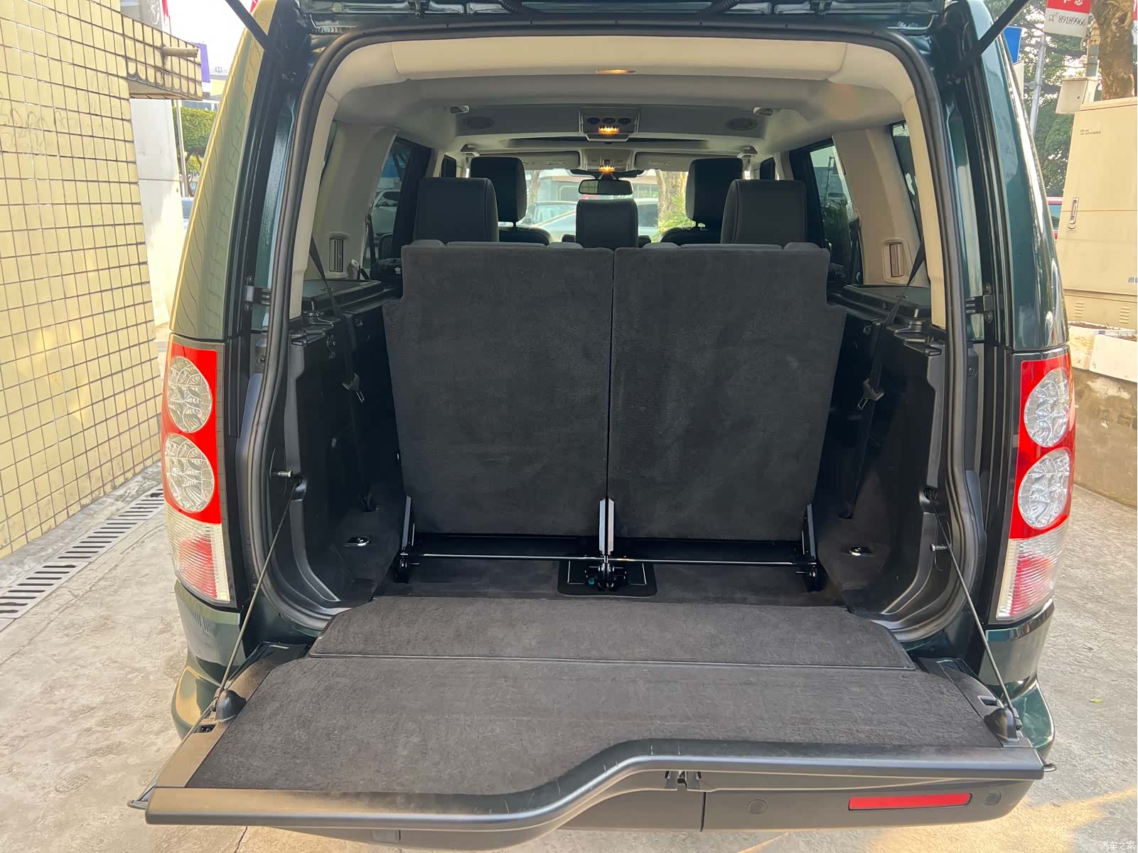 Land Rover Discovery, 2012 16