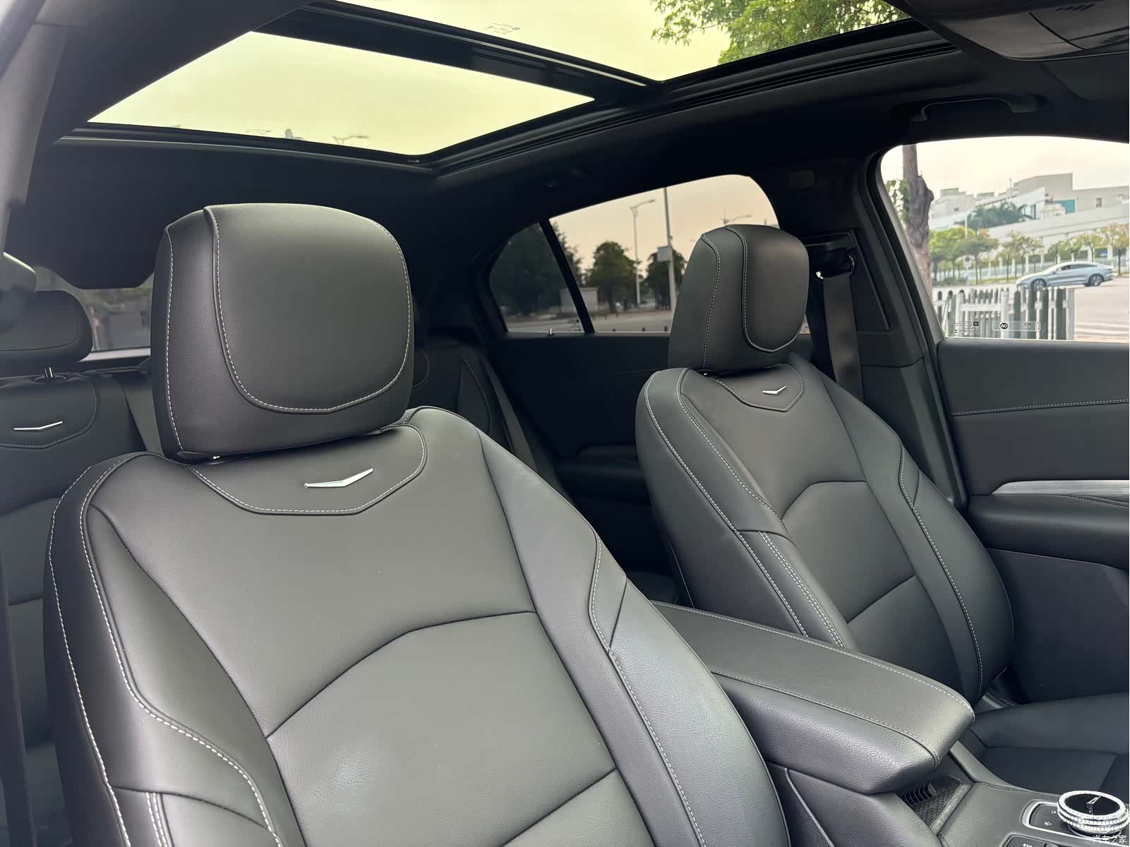 Cadillac XT4, 2025 13