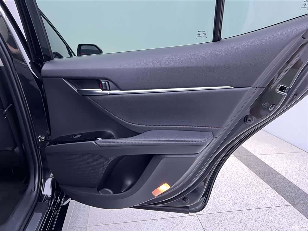 Toyota Camry, 2023 24