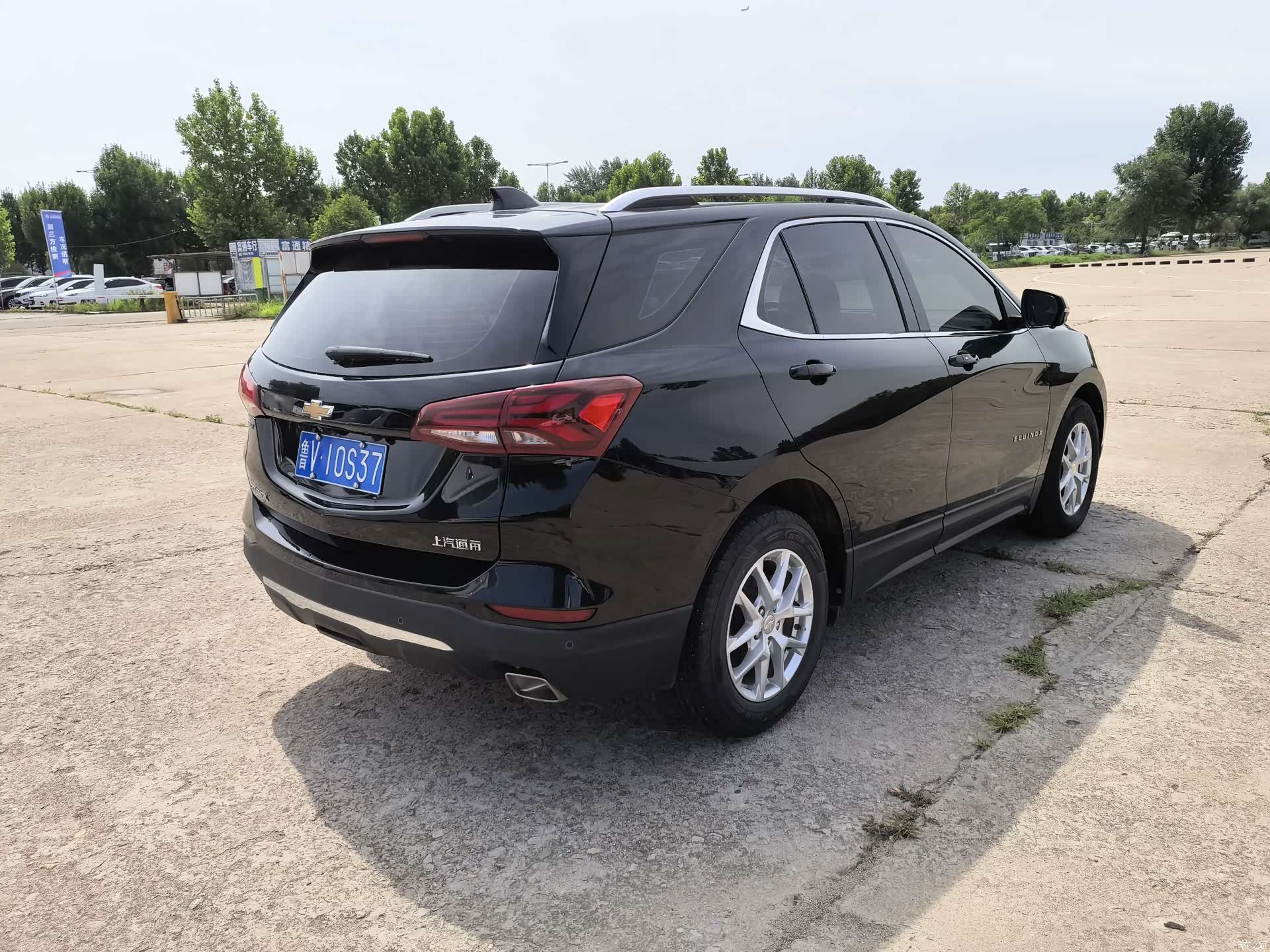 Chevrolet Equinox, 2023 все фото