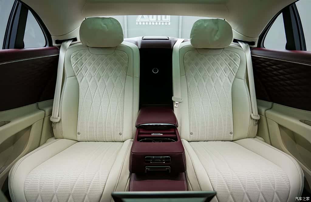 Bentley Flying Spur, 2020 13