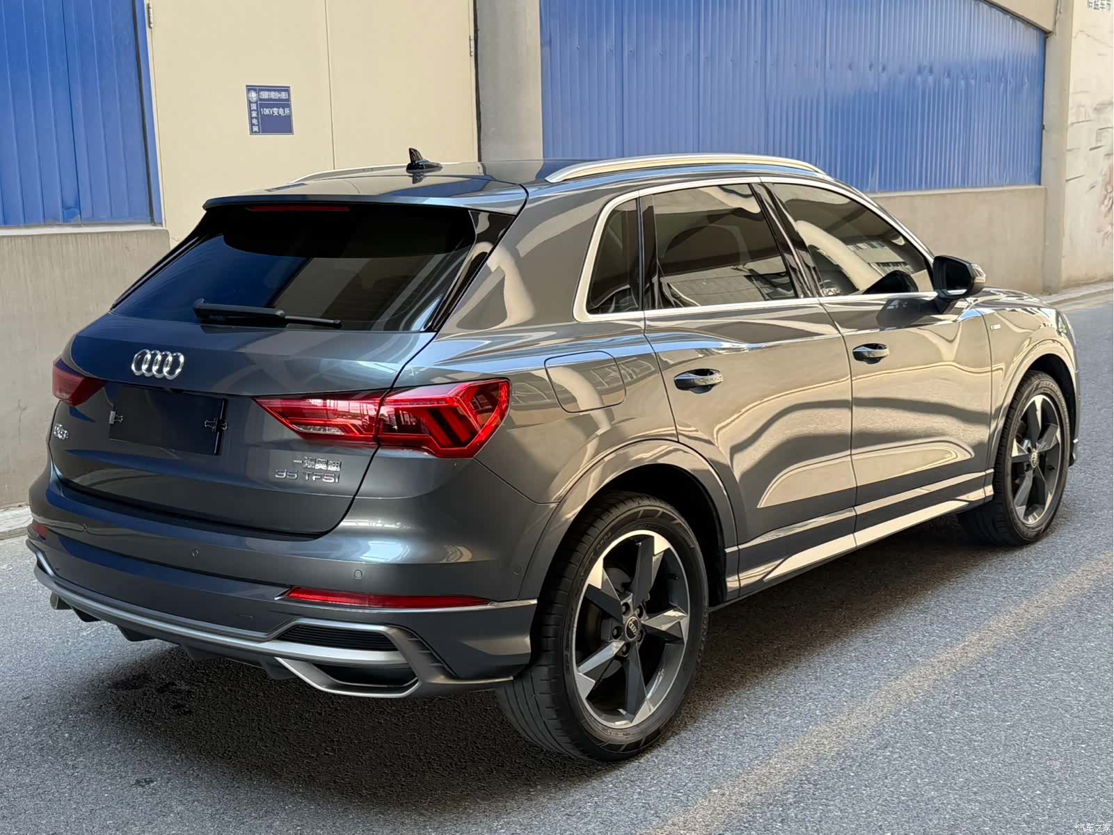 Audi Q3, 2022 4