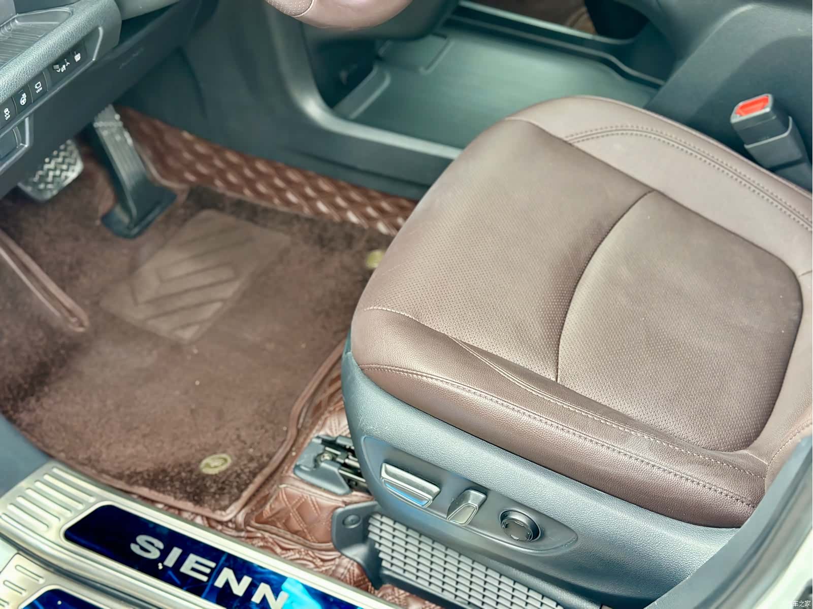 Toyota Sienna, 2023 19