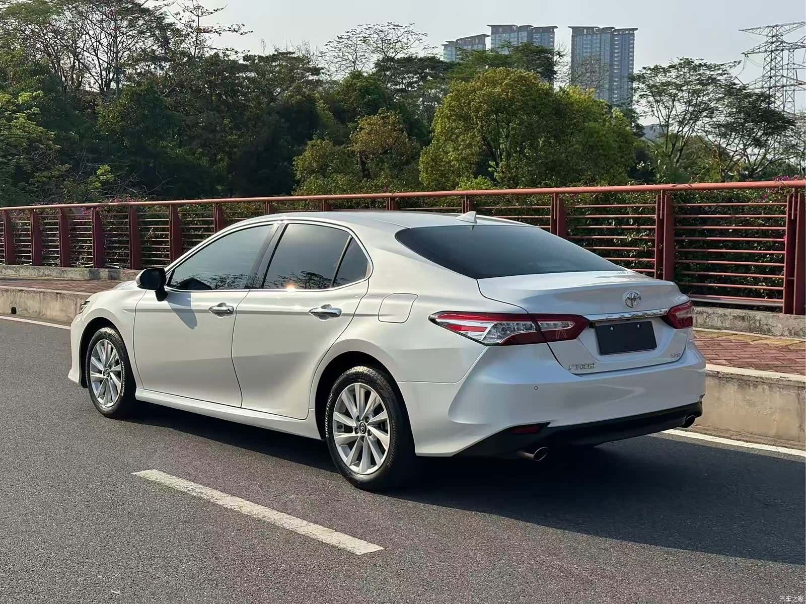 Toyota Camry, 2022 3