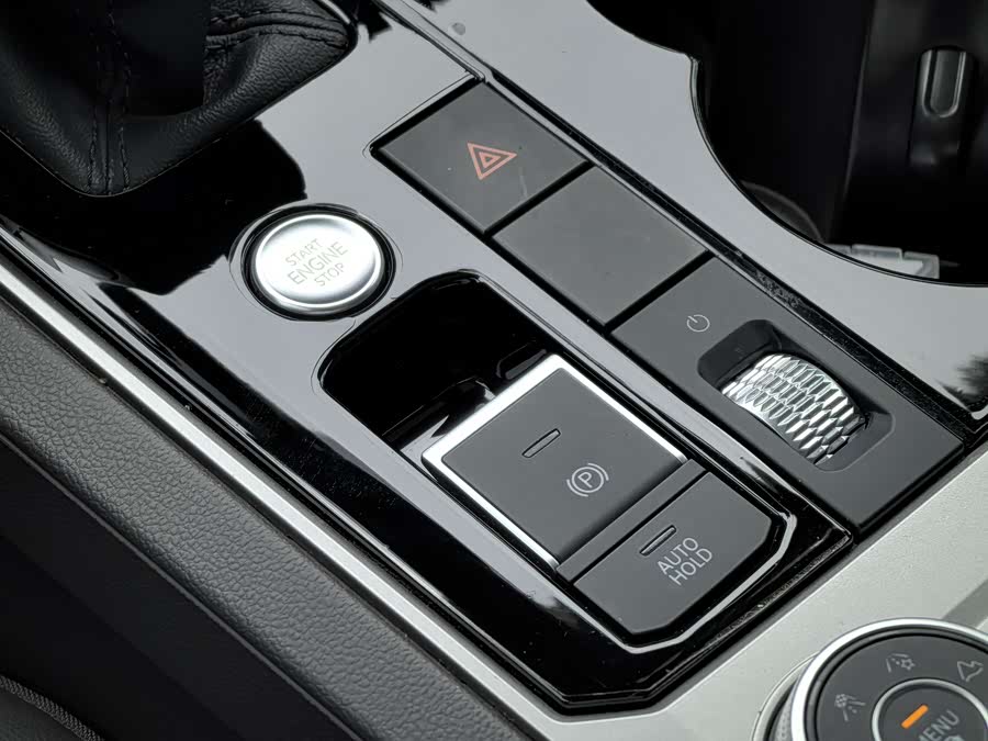 Volkswagen Touareg 2020, фото 15