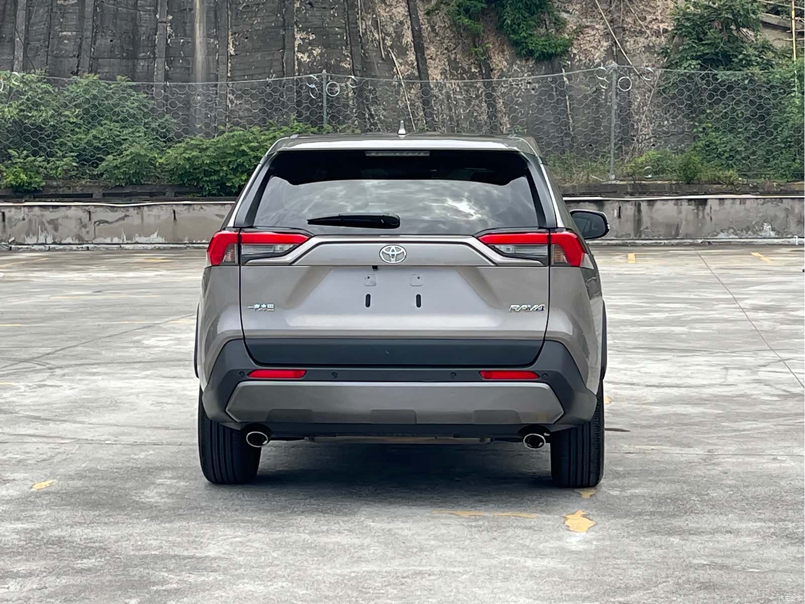 Toyota RAV4, 2021 2