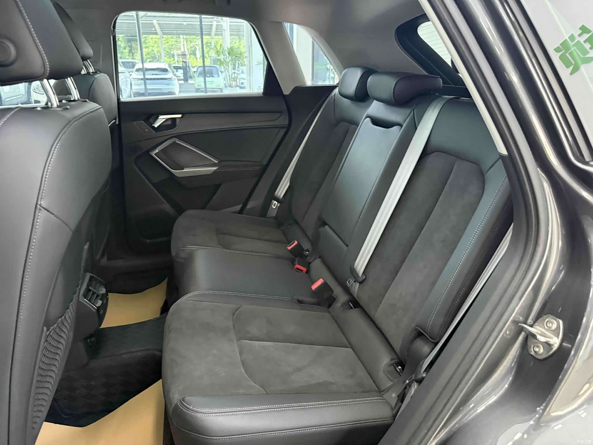 Audi Q3, 2022 16