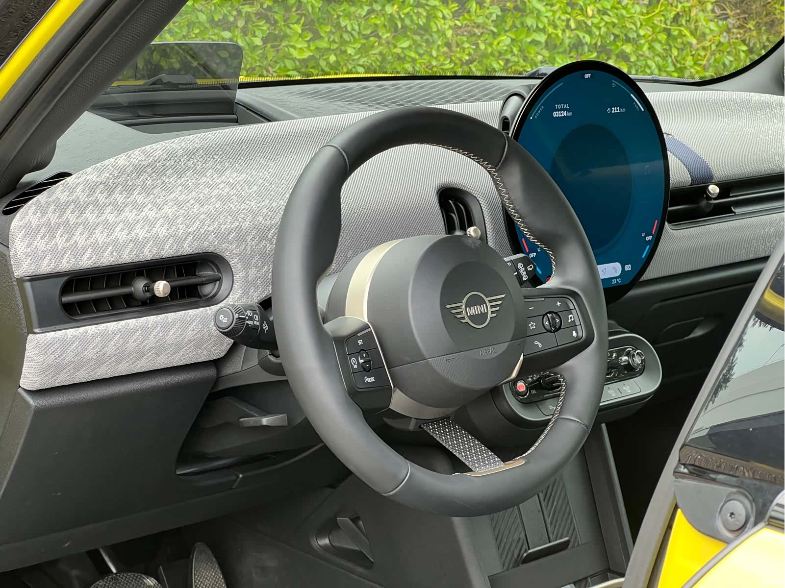 Mini Cooper, 2024 23