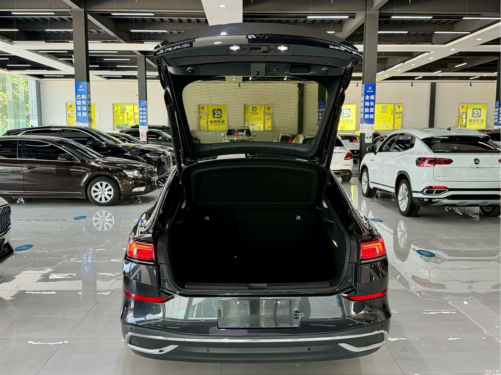 Volkswagen Lamando, 2023 12