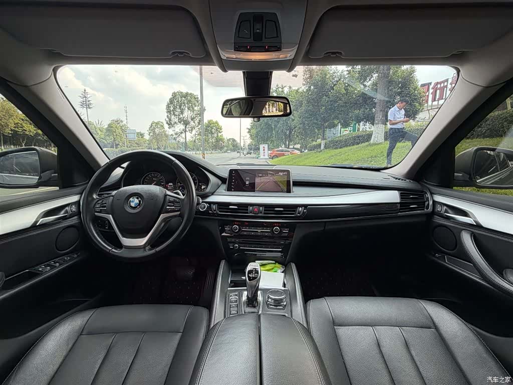 BMW X6, 2019 11