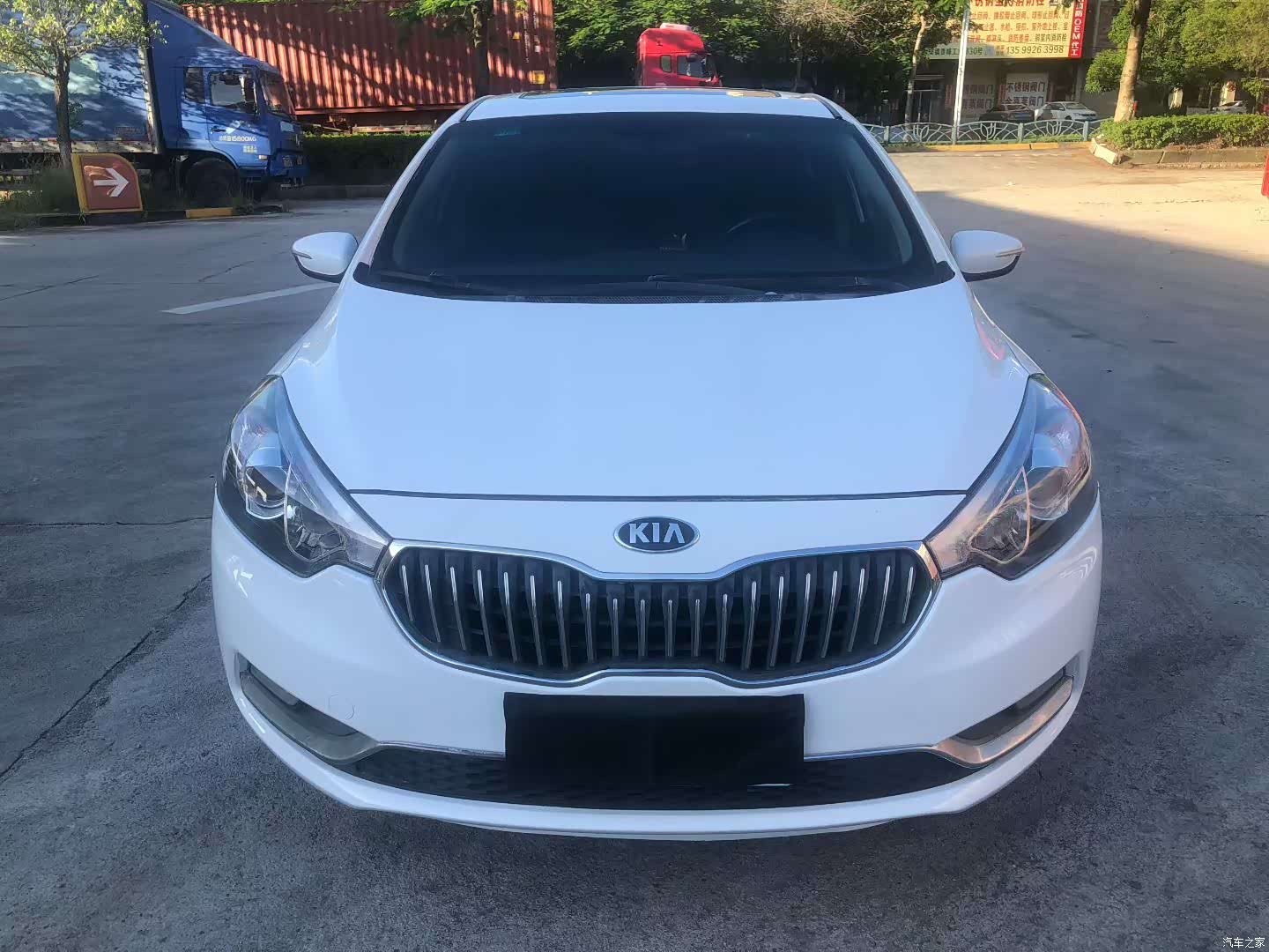 Kia K3, 2013 1