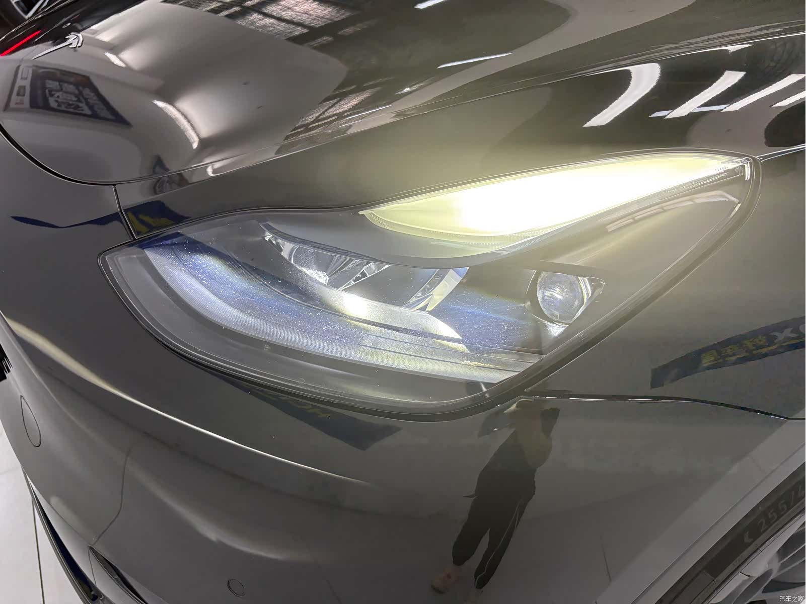 Tesla Model Y, 2023 17