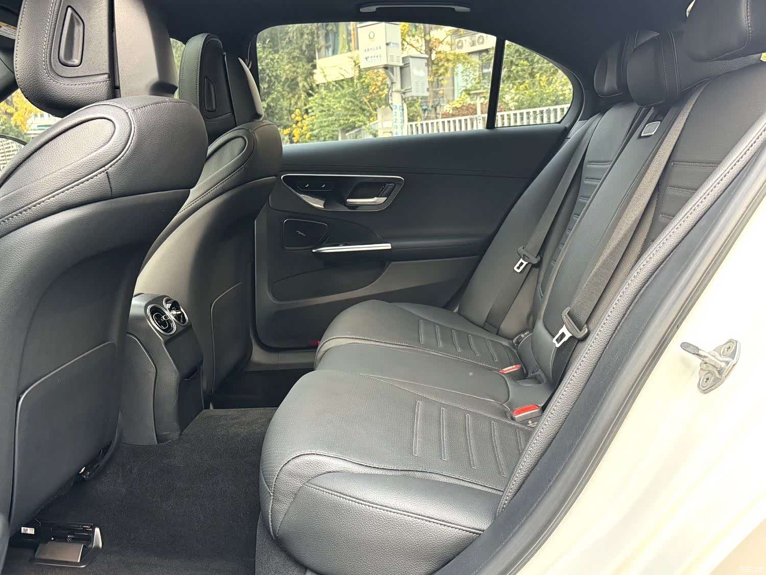 Mercedes-Benz C-Class, 2023 8