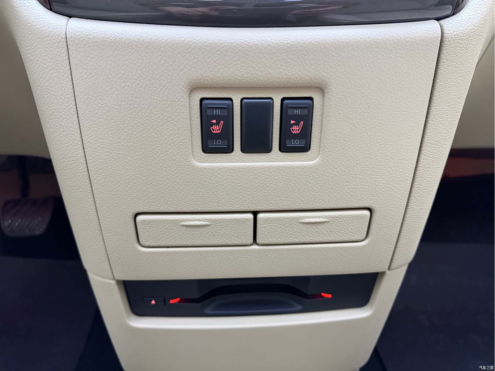 Nissan SL, 2017 24
