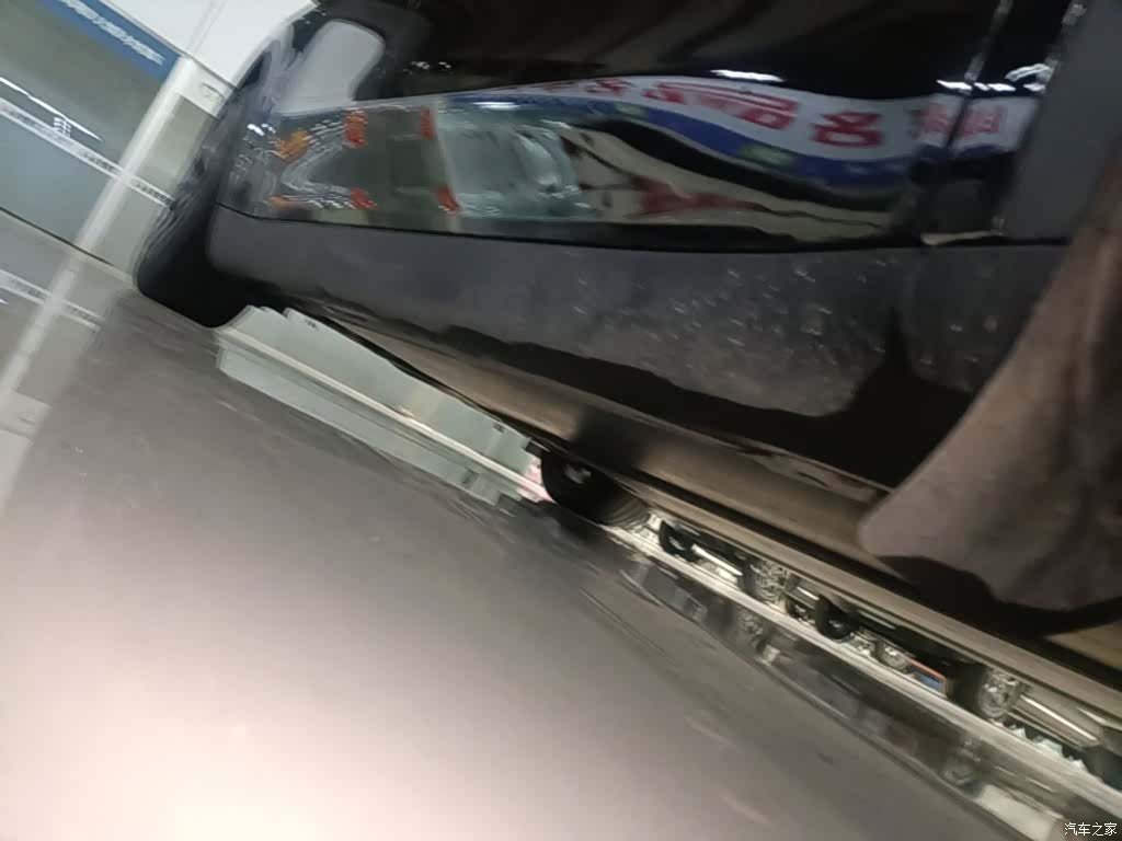 Tesla Model Y, 2023 21